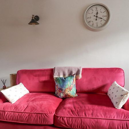Penistone View Villa Keighley Bagian luar foto